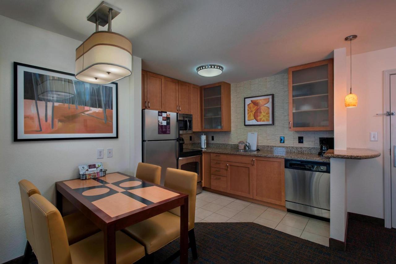 Residence Inn Bryan College Station Luaran gambar